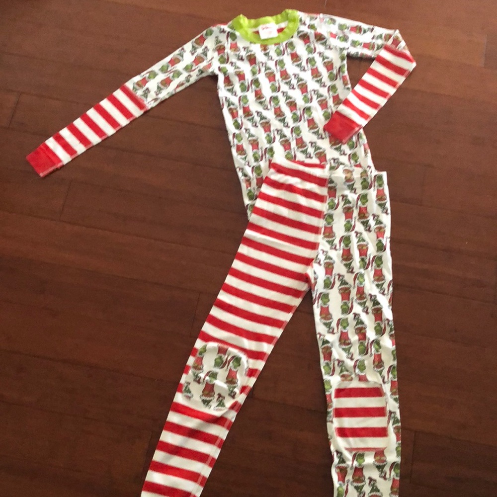 Hanna Andersson Long sleeve Grinch Christmas pajamas size 140 USsize10